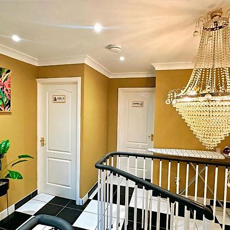 Charming 3-Bedroom House With Garden In Portsmouth, Close Parking, Train Station & Gunwharf Exterior foto